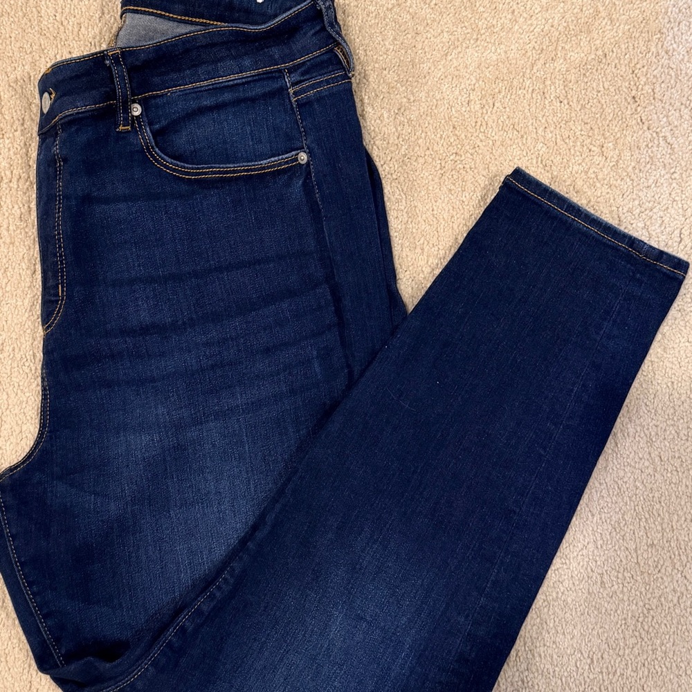 LOFT Women's Dark Blue ‘The Skinny’ Jeans—32
